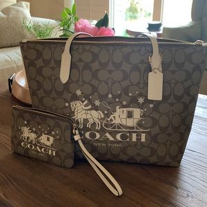 Coach Tote Bag & Wallet Set